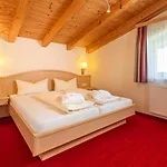 Olympia Appartement *
